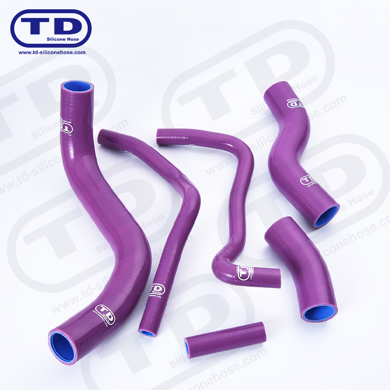 Trealamh píobáin radaitheora silicone
